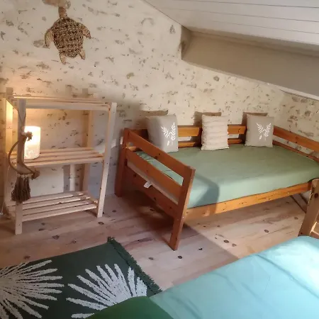 Au Repos Vakantiehuis Treziers